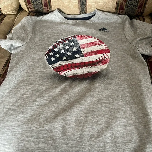 Adidas boys American gray with flag baseball shirt. - Picture 1 of 5